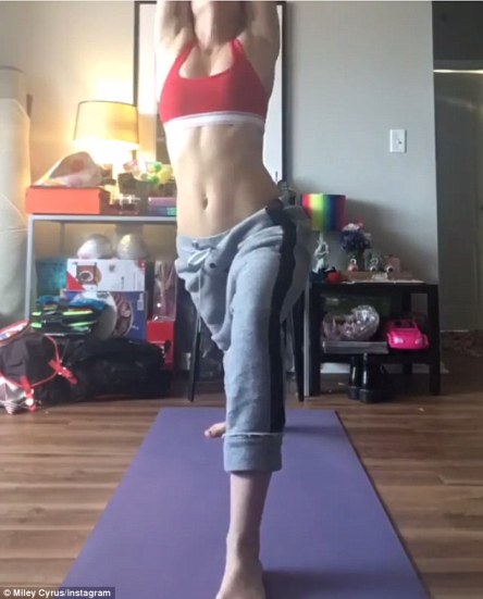 324a997600000578-0-image-a-53_1458238201331